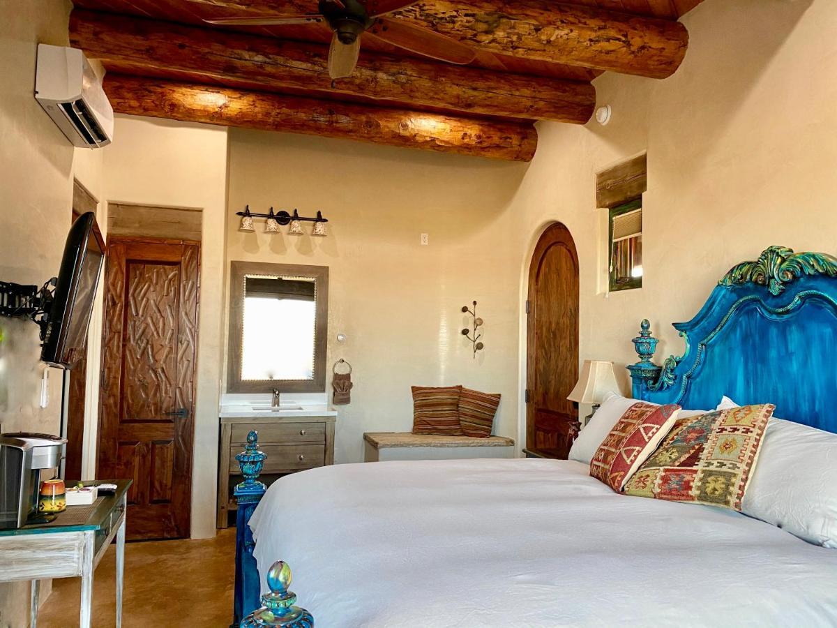 The Grand Hacienda Inn With Breakfast Abiquiu Экстерьер фото